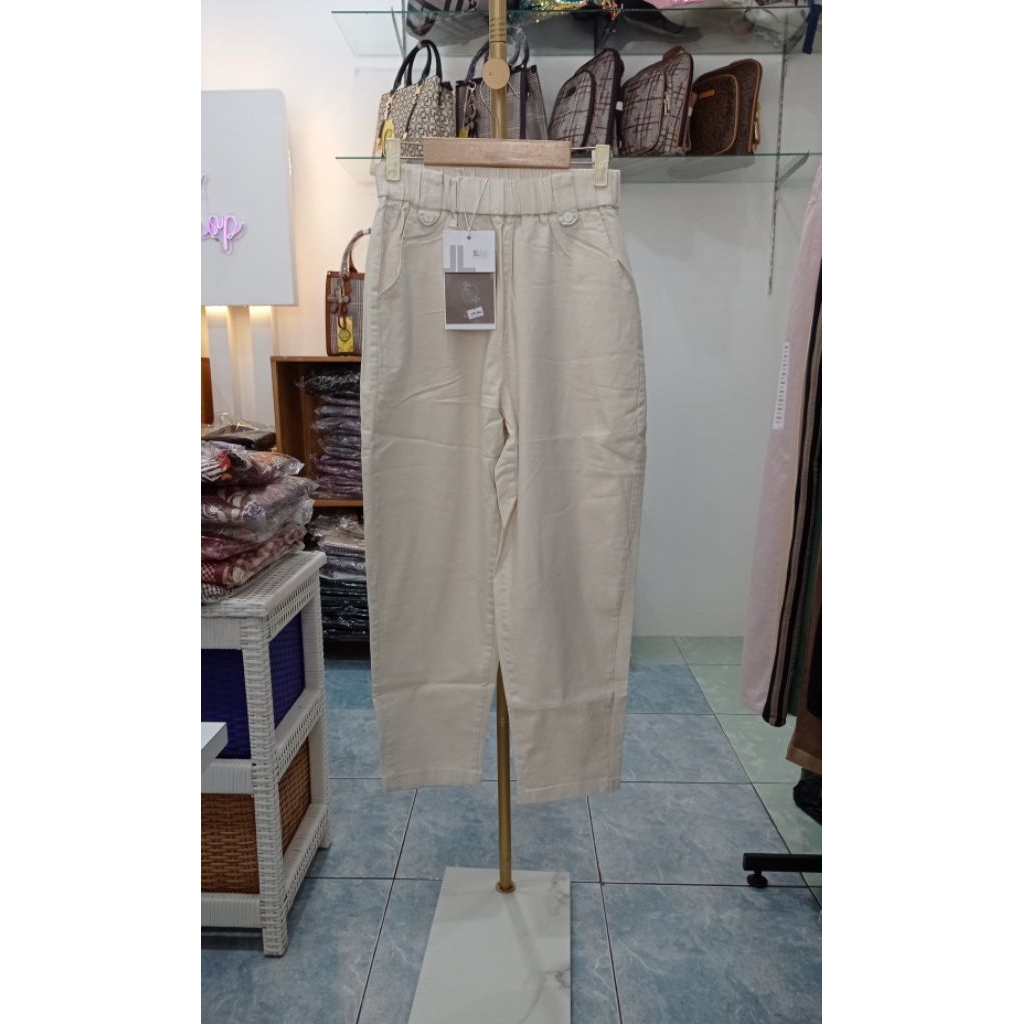 Celana Jinling Soft Jeans warna  Broken White