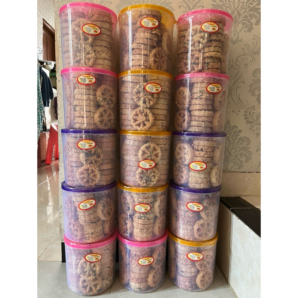 

Peyek Oyot / Peyek Kembang Goyang Rebon