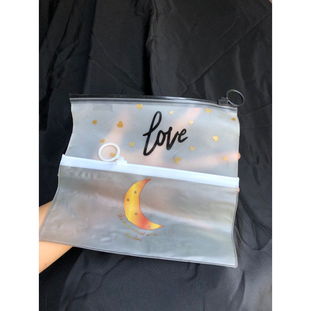 

TEMPAT PENSIL ISI 2pc