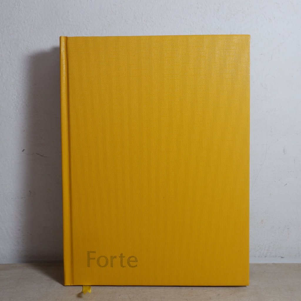 

Buku Tulis Sampul Tebal Murah Forte Quarto 100 Lembar WARNA DIKIRIM RANDOM