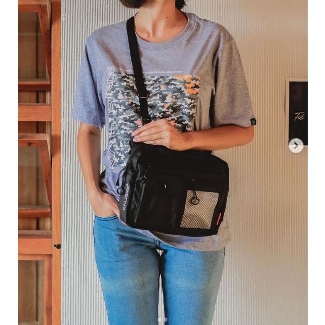 Kalibre Tas Selempang /Tas Dada Kalibre Damascus Vest Bag 922252 000 Black 3L