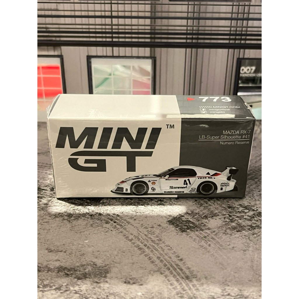 Mini GT Mazda RX 7 LBWK WHITE