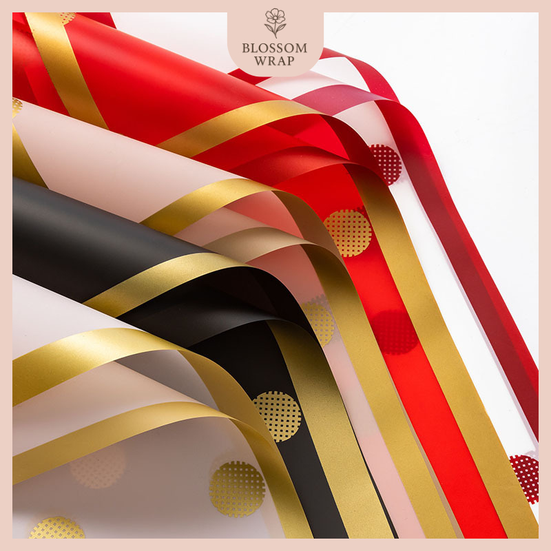 

Kertas Bunga Cellophane Motif Polkadot Gold Line Color Paper Flower Wrapping Bouquet KB6030