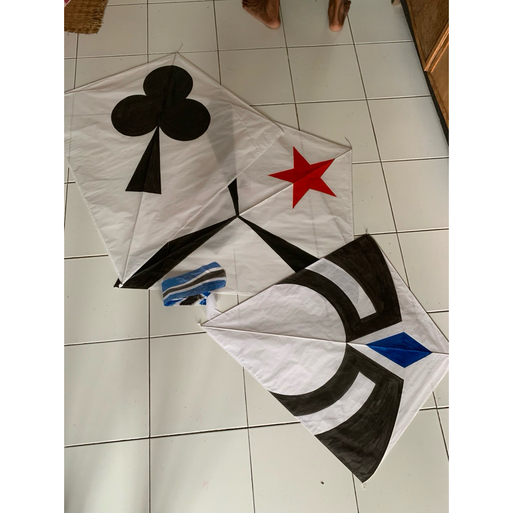 LAYANGAN BOMBER PULAS OMENWOK 115 (BARU) ISI 10 PCS