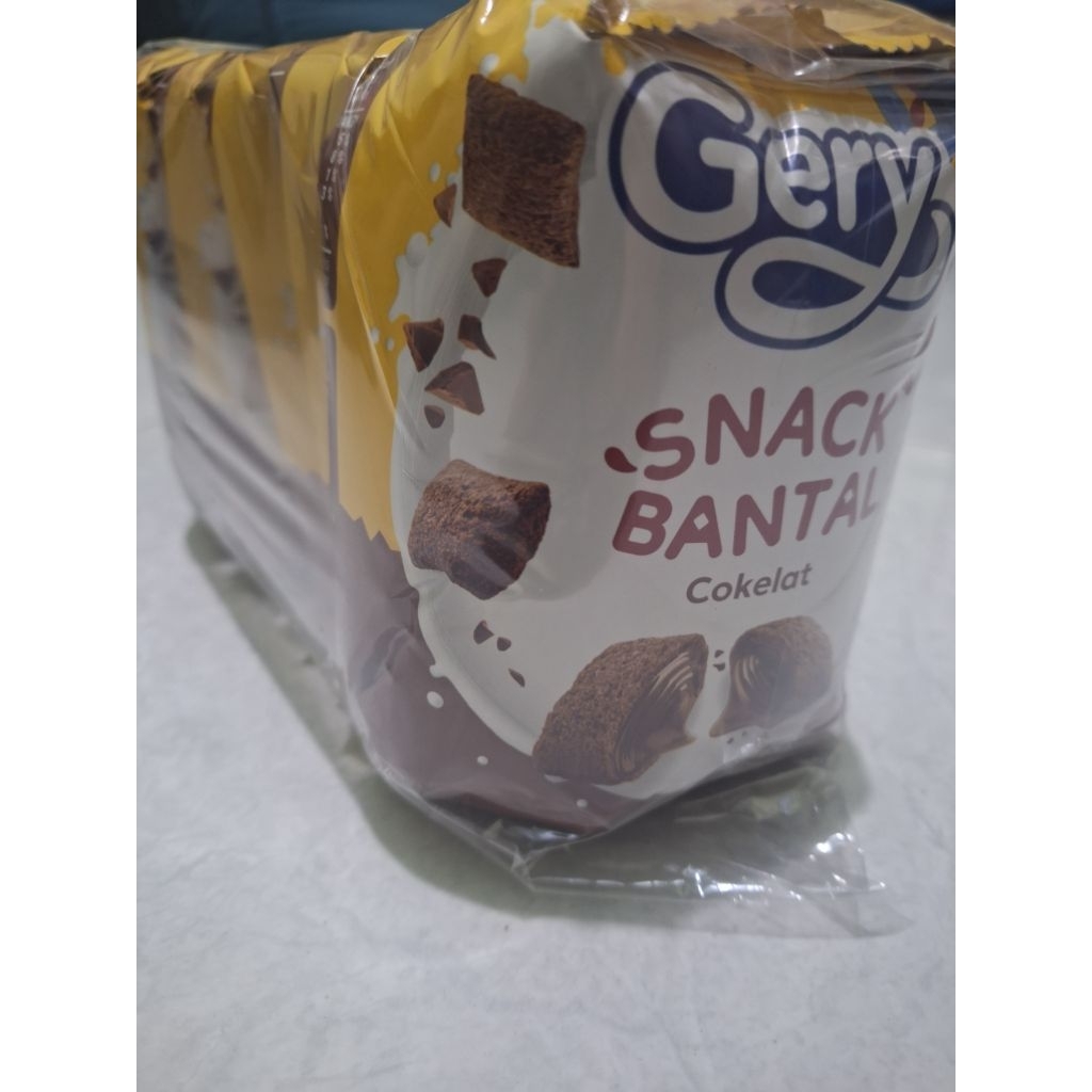 

Gery Snack bantal rasa coklat