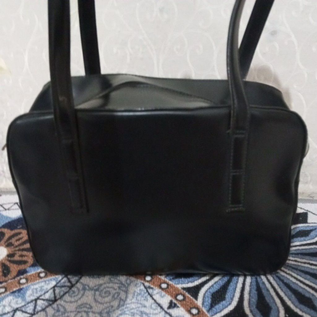 Tas Wanita Handbag Kulit Sintetis Hitam