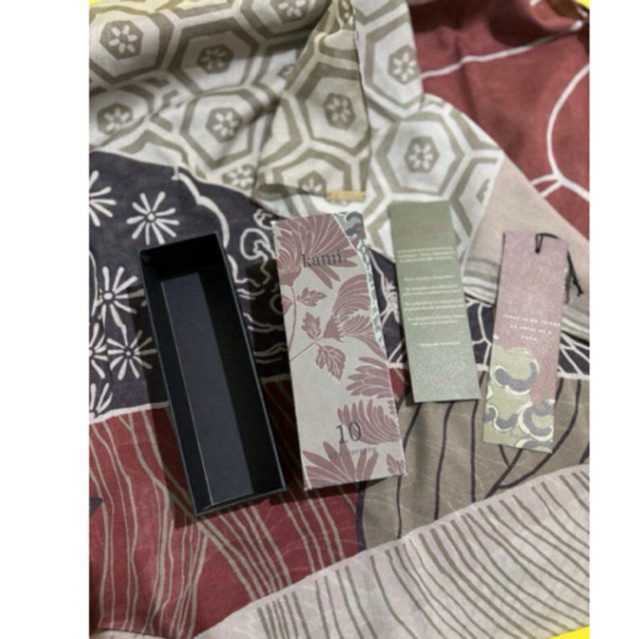 kamiidea scarf neoma preloved