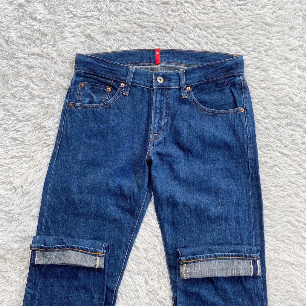 Uniqlo UJ Selvedge Boyfriend Fit Straight Middle Rise Easy Wash Blue Jeans