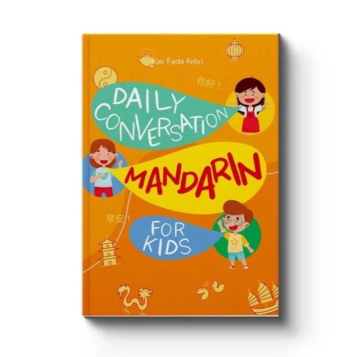 Buku Daily Conversation Mandarin for Kids