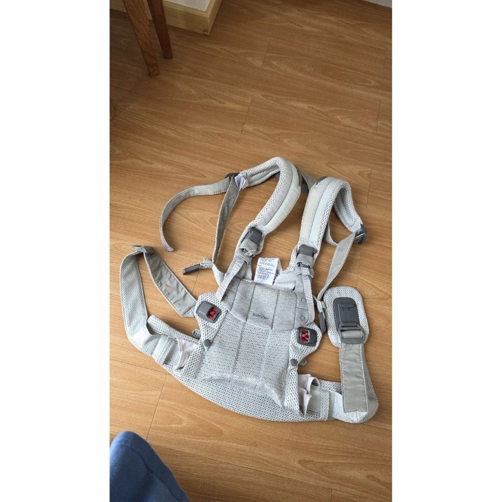 (PRE-LOVED LIKE NEW) Baby Bjorn Harmony ORIGINAL (Silver)