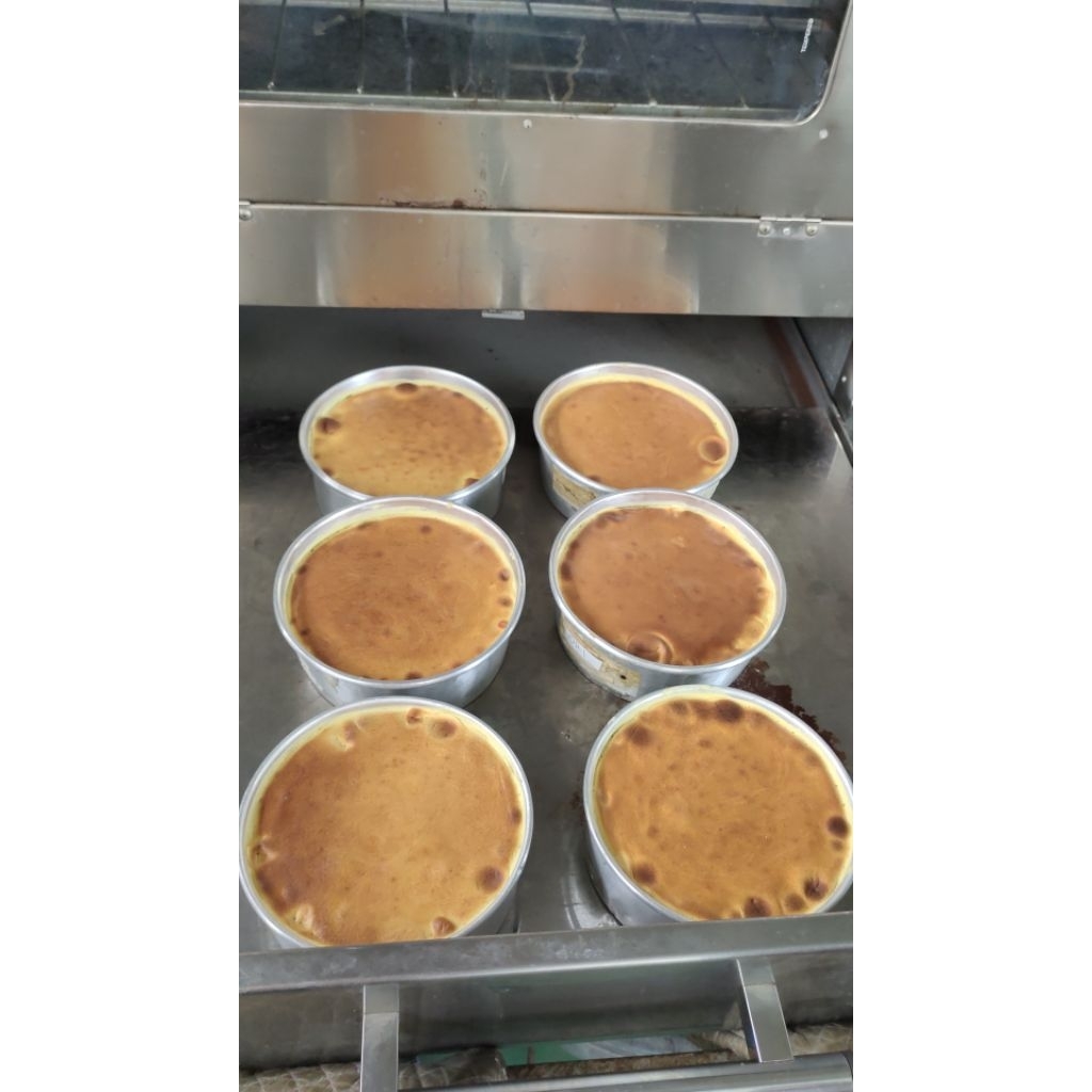 

lapis legit original bulat 18cm Gluten free