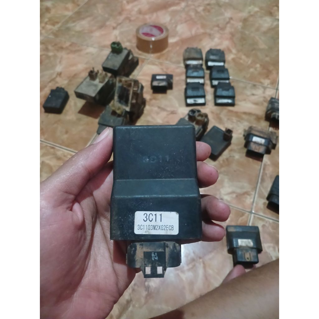 ECU ECCU CDI ECM Vixion Lama ECU Vixion OLD Kode 3C11/3C100 Original Copotan Motor