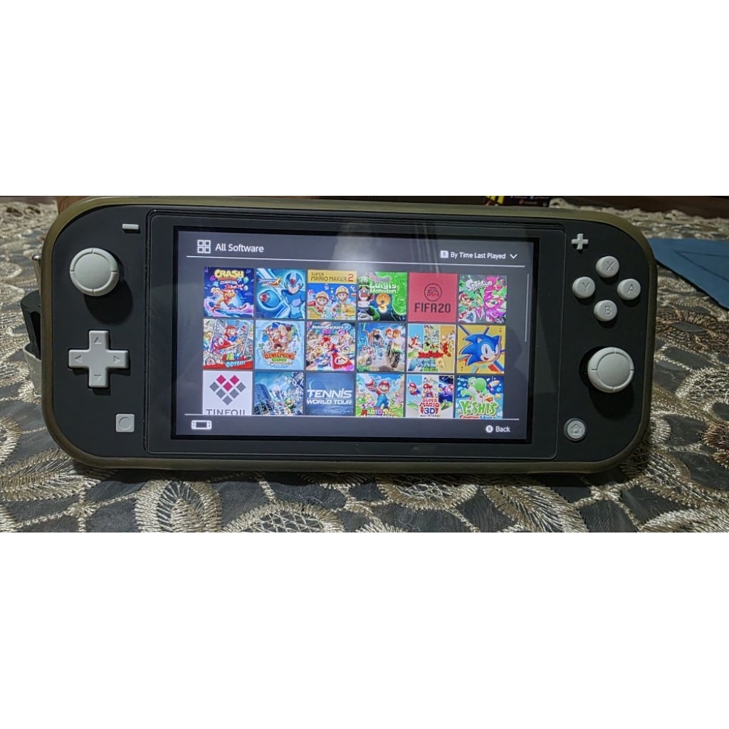 Nintendo Switch Lite CFW