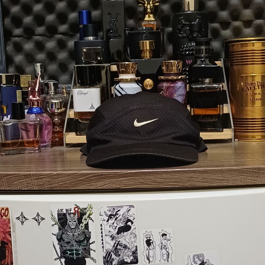 topi running nike vintage second