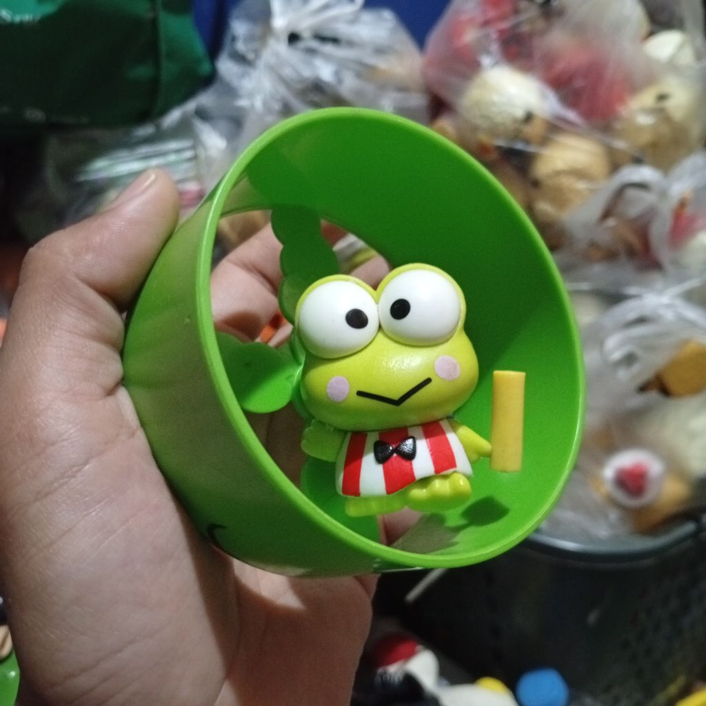 kfc toys chaki meal kerekerokeropi