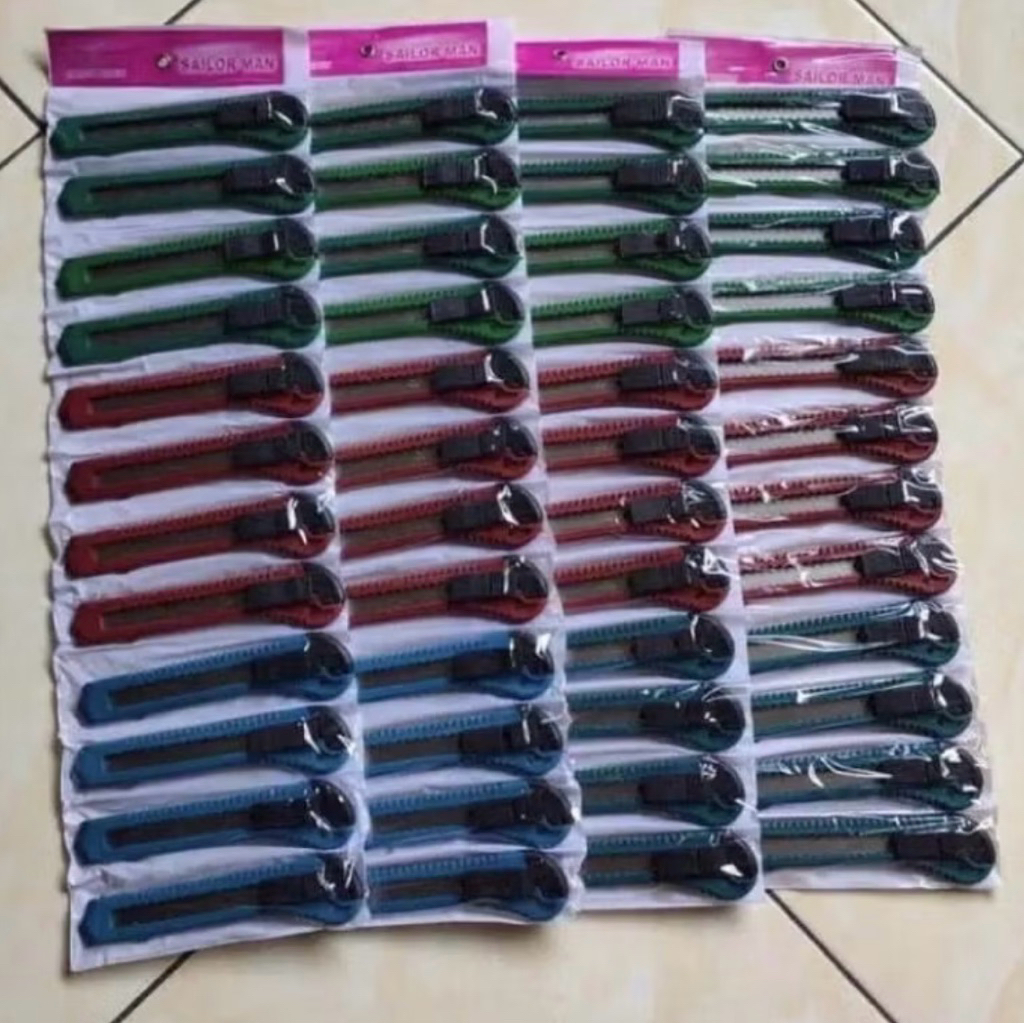 

Cutter Sailorman Besar Per Lusin 12 Pisau Papan Renteng Pemotong