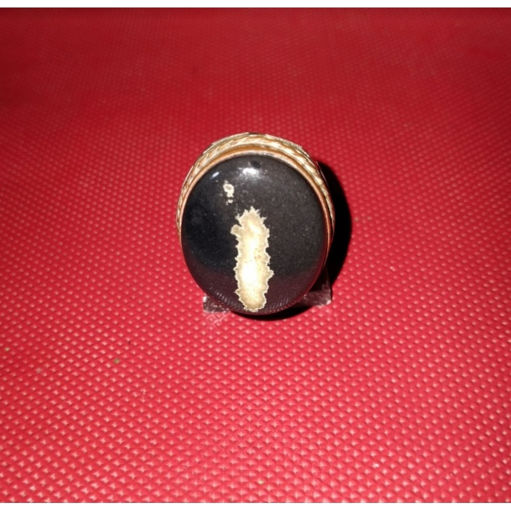 Batu badar besi semeru lumajang asli motif huruf i badar besi semeru motif alif urat kuning emas nat