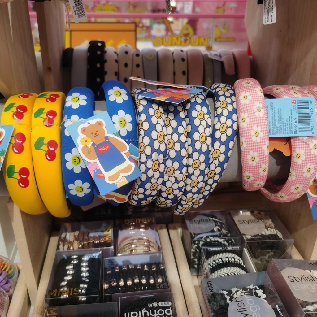 ‼️ 𝐛𝐚𝐜𝐚 𝐝𝐞𝐬𝐤𝐫𝐢𝐩𝐬𝐢‼️ Jastip Koleksi Miniso x Wiggle Wiggle