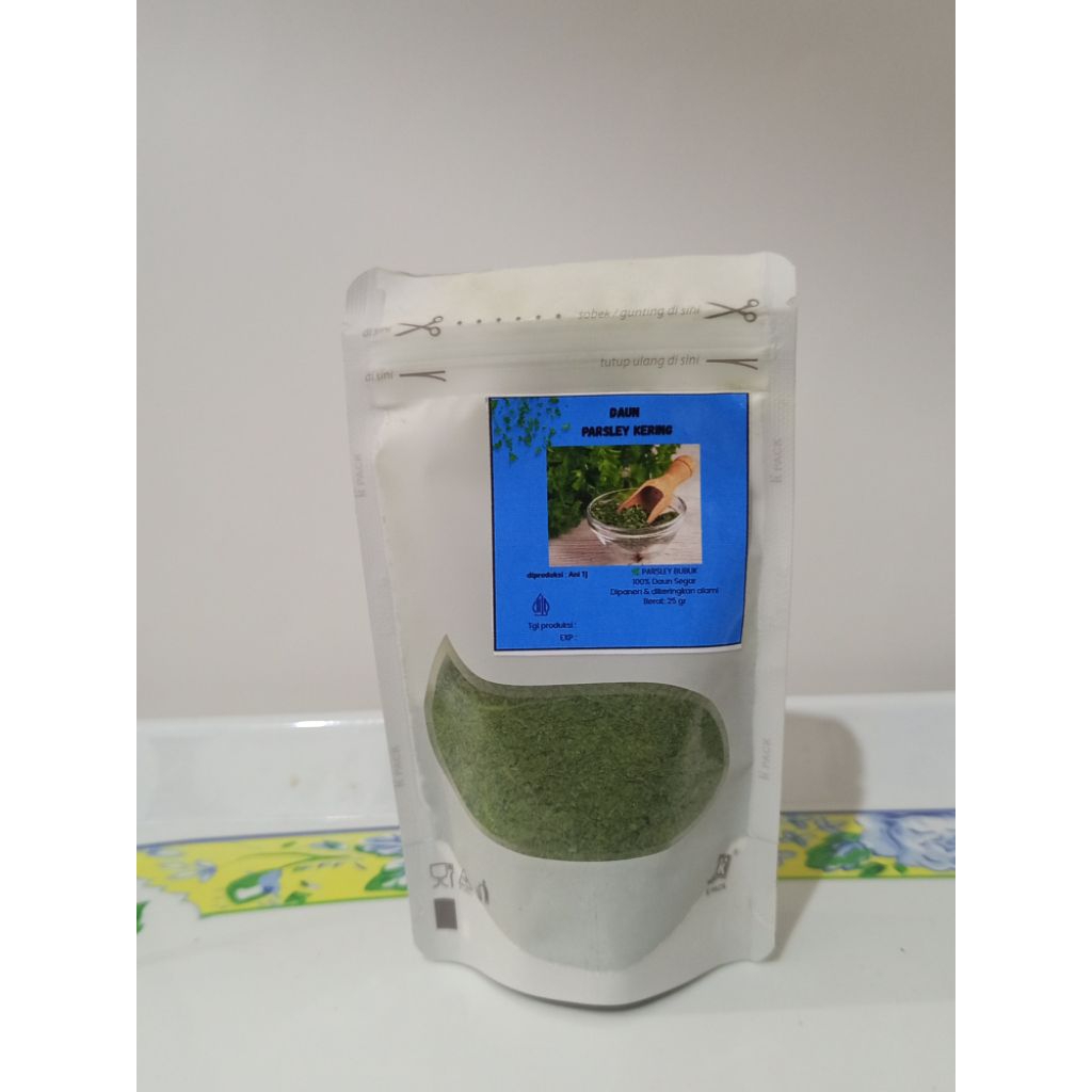 

Parsley Kering Premium 10gr / 20gr | Daun Peterseli Kering untuk Masakan