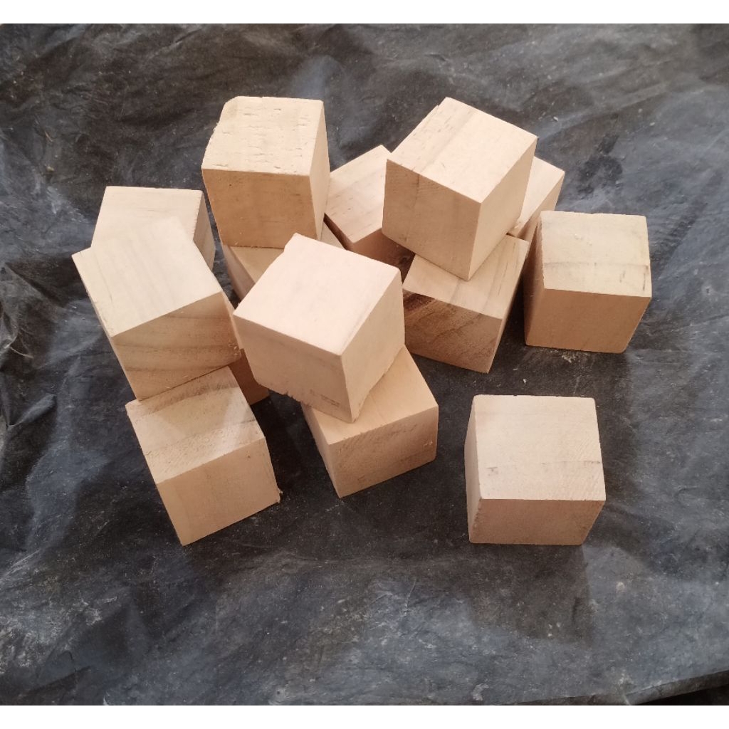 kubus kayu jati belanda berbagai bagai ukuran sudah diamplas halus