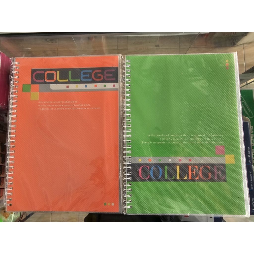 

Note Book Kenko (ukuran B5) - Motif College isi 50 lembar