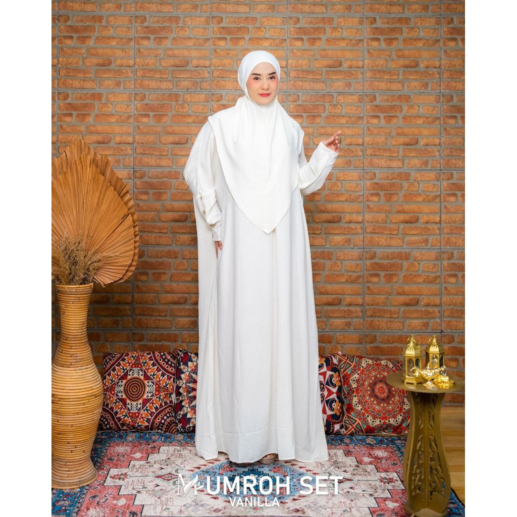 MAREMA - UMROH SET (DRESS + HIJAB) - SET GAMIS UMROH BAHAN CRINGCLE VANILA BLACK BW