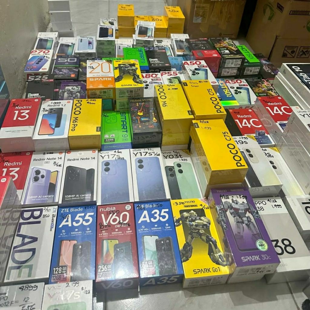 SAMSUNG J3 PRO RAM 2/16GB Minus Retak 1 Helai Touch Normal & Shadow kanan Tipis Selebihnya Normal Or