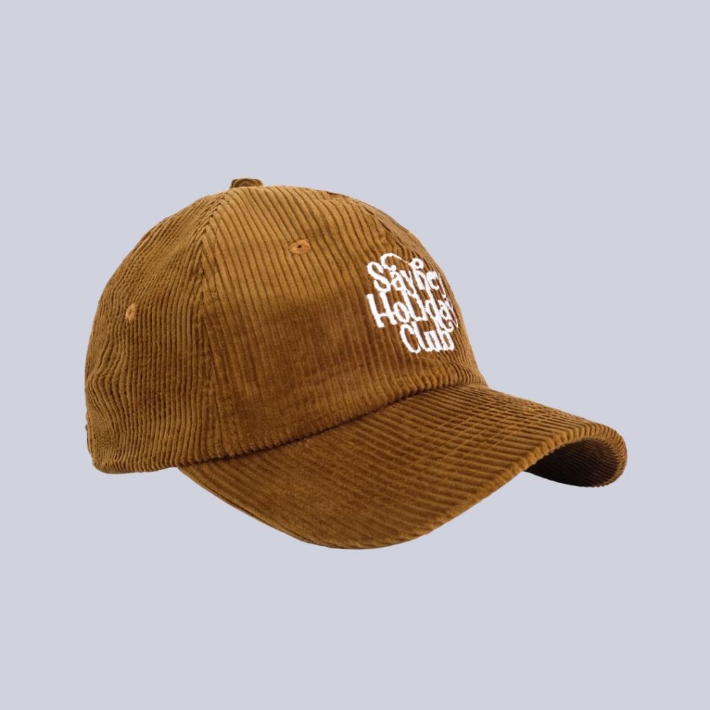 Sayhey Holidayclub - Logo Serif Caps (Camel) | Topi Baseball Golf Unisex – Bahan Coduroy, Nyaman Dip