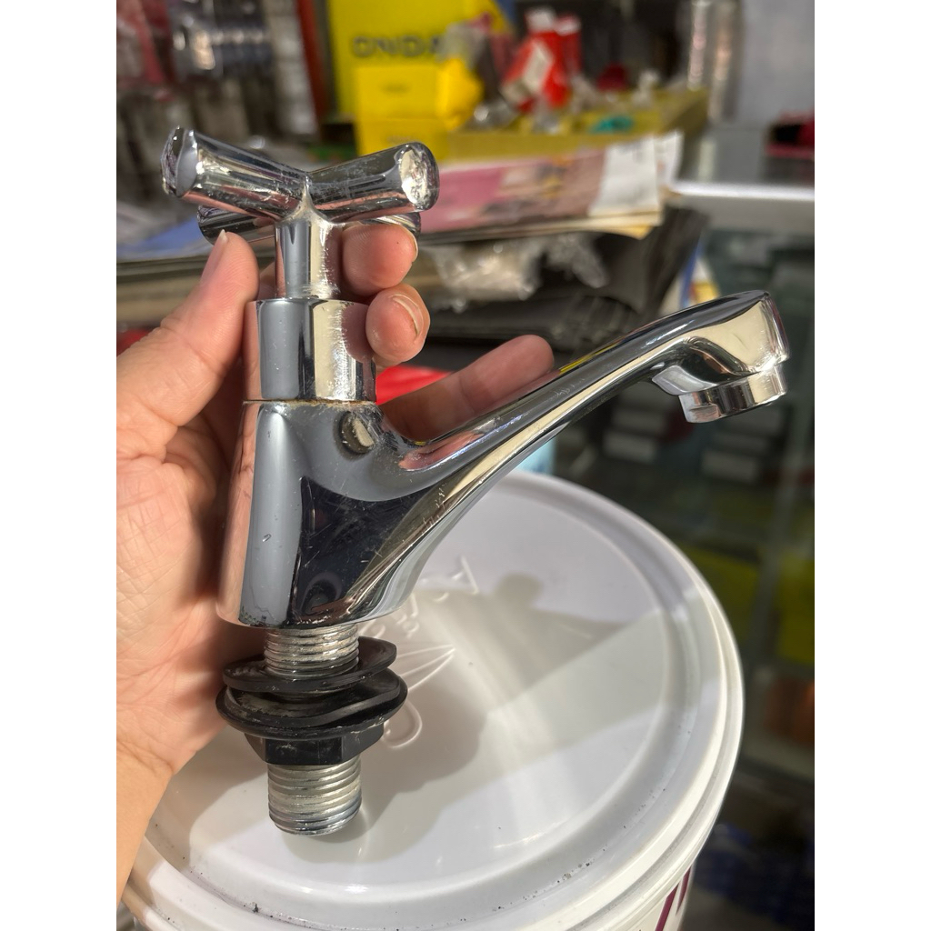 KRAN WASTAFEL AMERICAN STANDARD PRELOVED