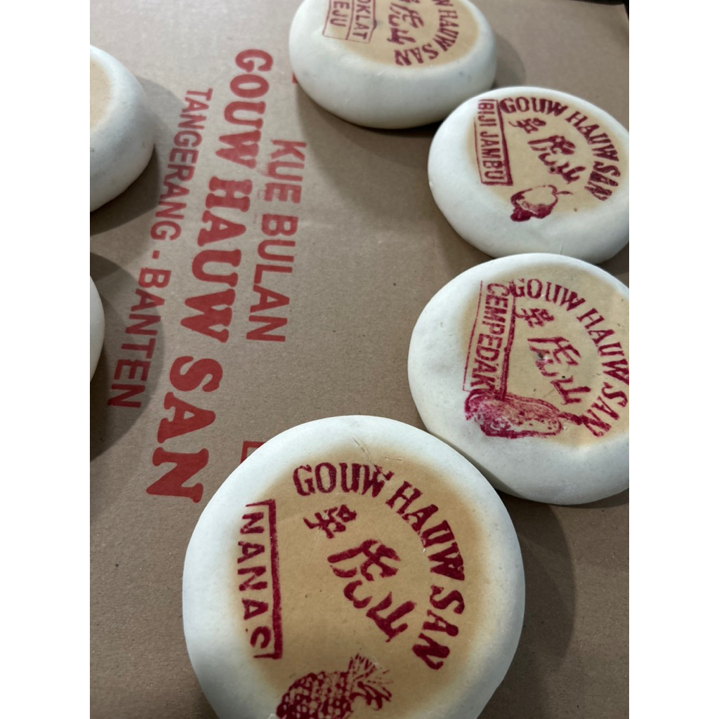 

GOUW HAUW SAN. Varian Caypia || Kue Bulan || Moon Cake