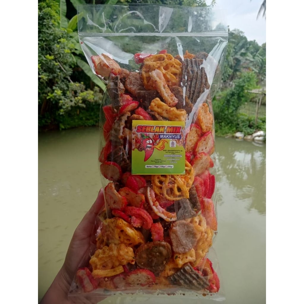

kerupuk seblak mix isi 250gr
