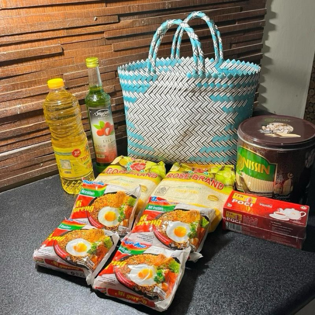 

Tas Anyam / Tas Belanja / Tas Parcel Bingkisan / Tas Anyam Plastik Murah Berkualitas Awet