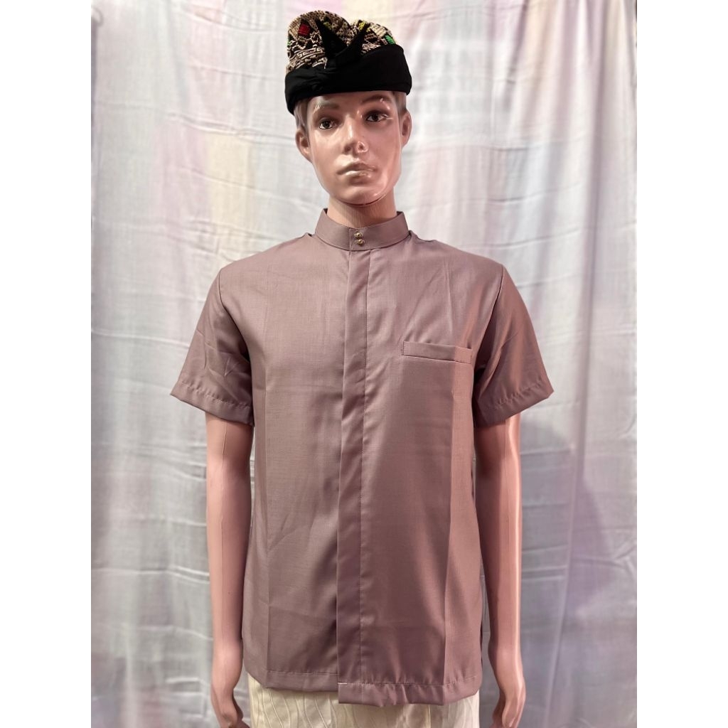 Kemeja Semi Safari Pria Dewasa Lengan Pendek