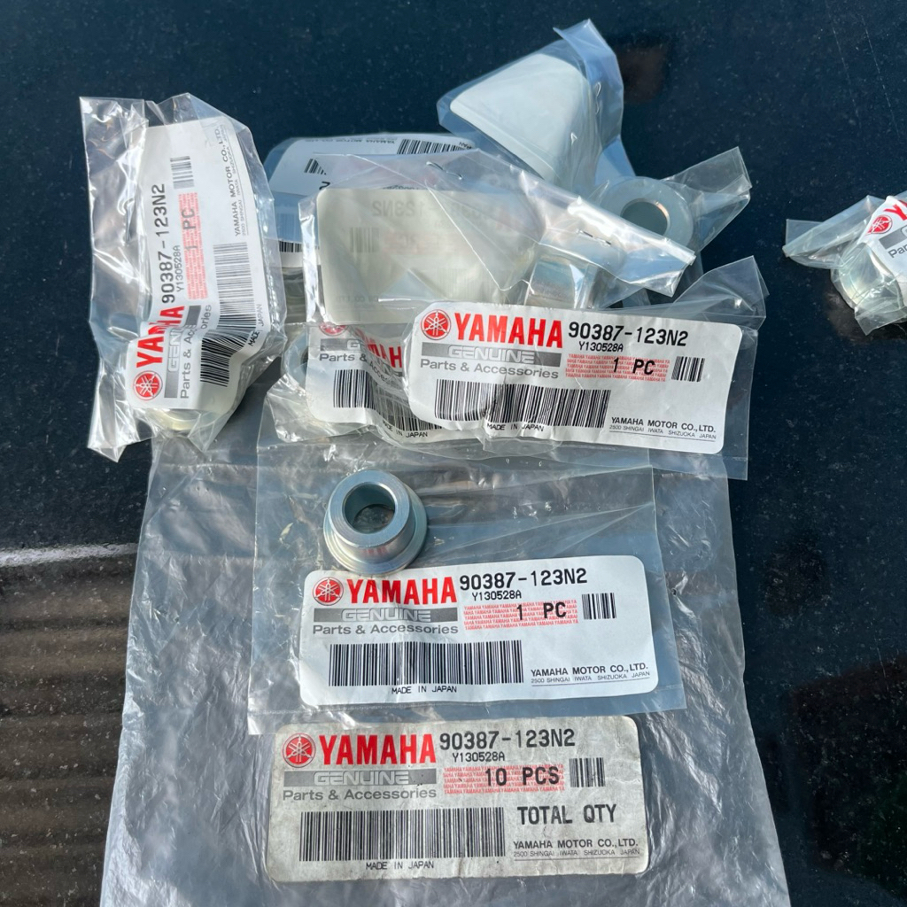 bosh bos tromol roda belakang kanan Yamaha new Jupiter Mx 135 original Nos japan