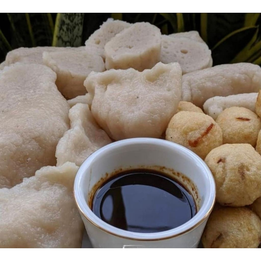 

Pempek palembang costum