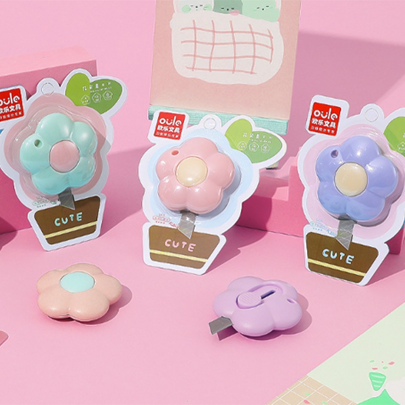 

OL8463 Cutter mini pisau pemotong motif Bunga - DIY