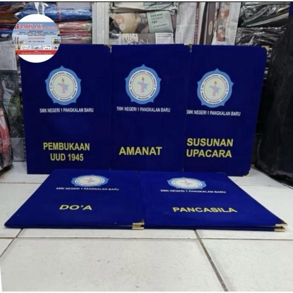 

Map sekolah/map bludru/map upacara bendera 1 set logo custom warna biru terbaru