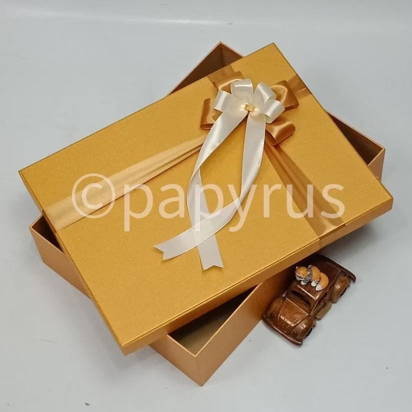 

PAPYRUS 30x40 Tinggi 8cm Kotak Kado Gift Box Hardbox Hampers V1