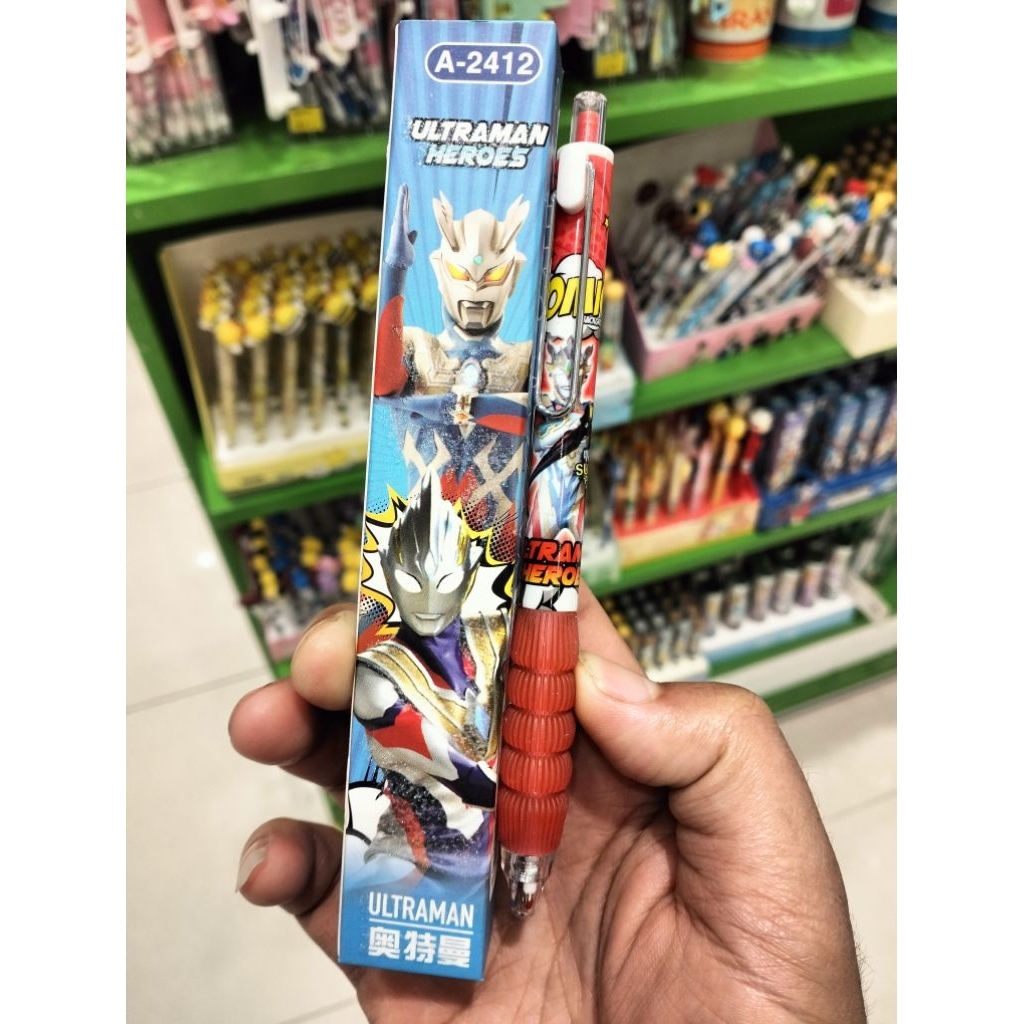 

pulpen karakter Ultraman bolpoint ultraman