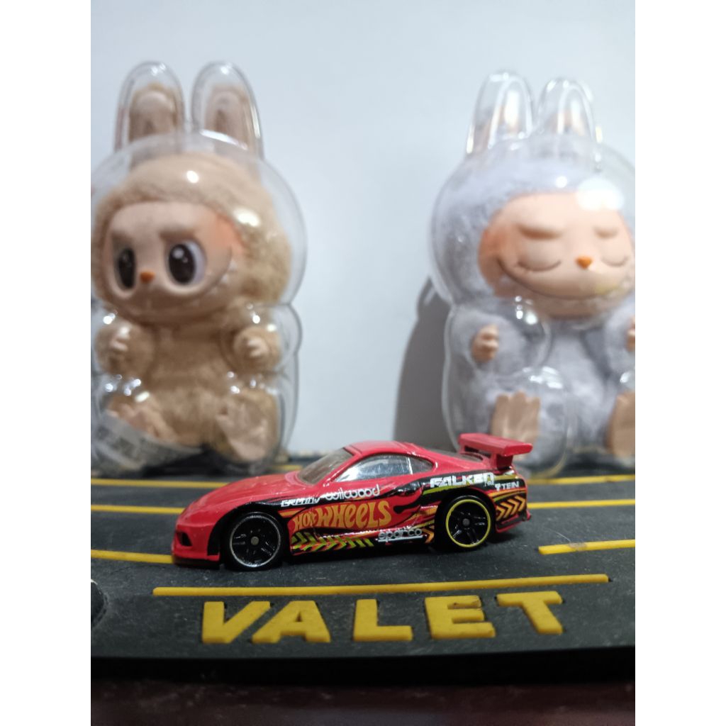 Hotwheels loose toyota supra falken merah dan hitam