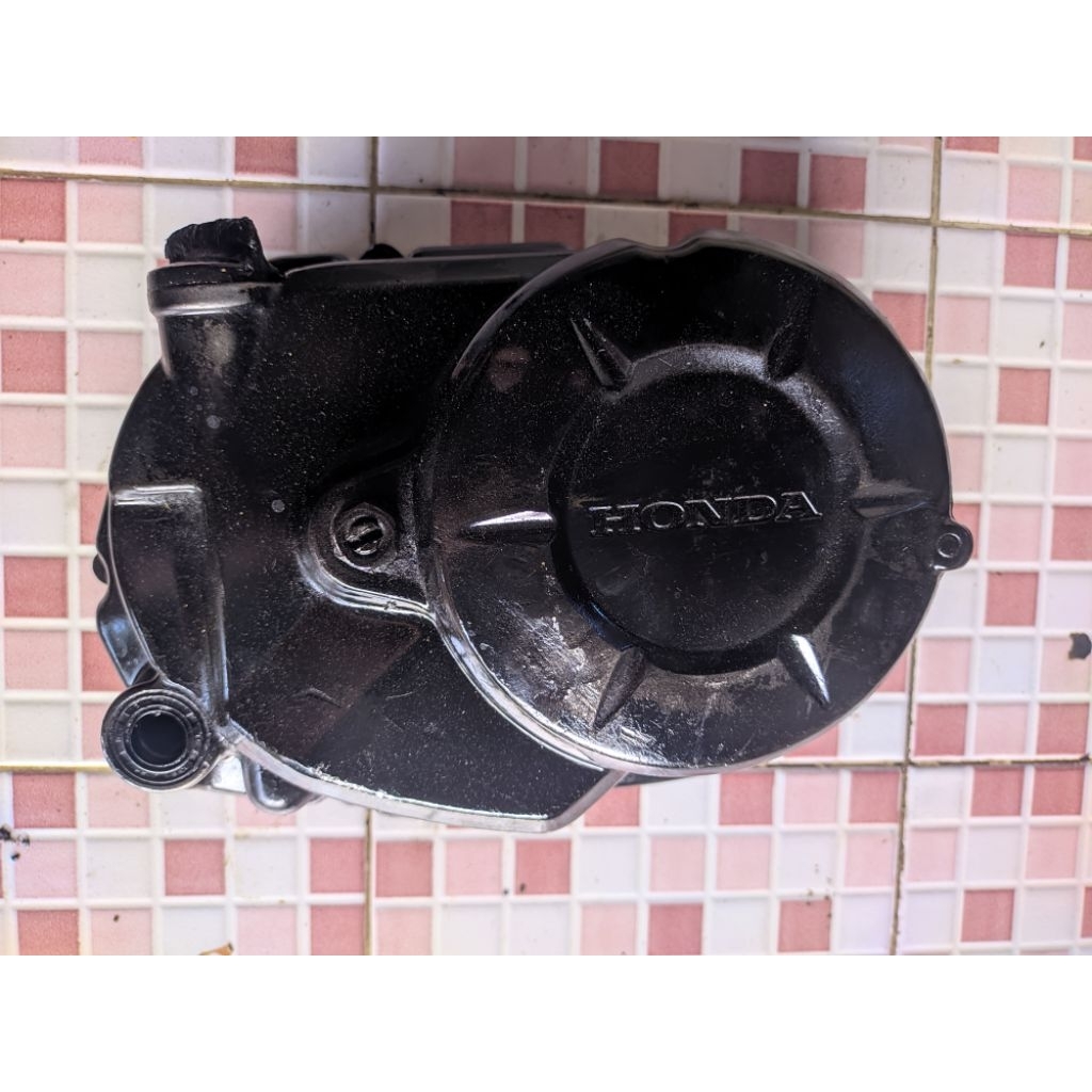 BAK KOPLING BLOK KANAN COVER OLI HONDA REVO FIT FI INJEKSI ORIGINAL CABUTAN