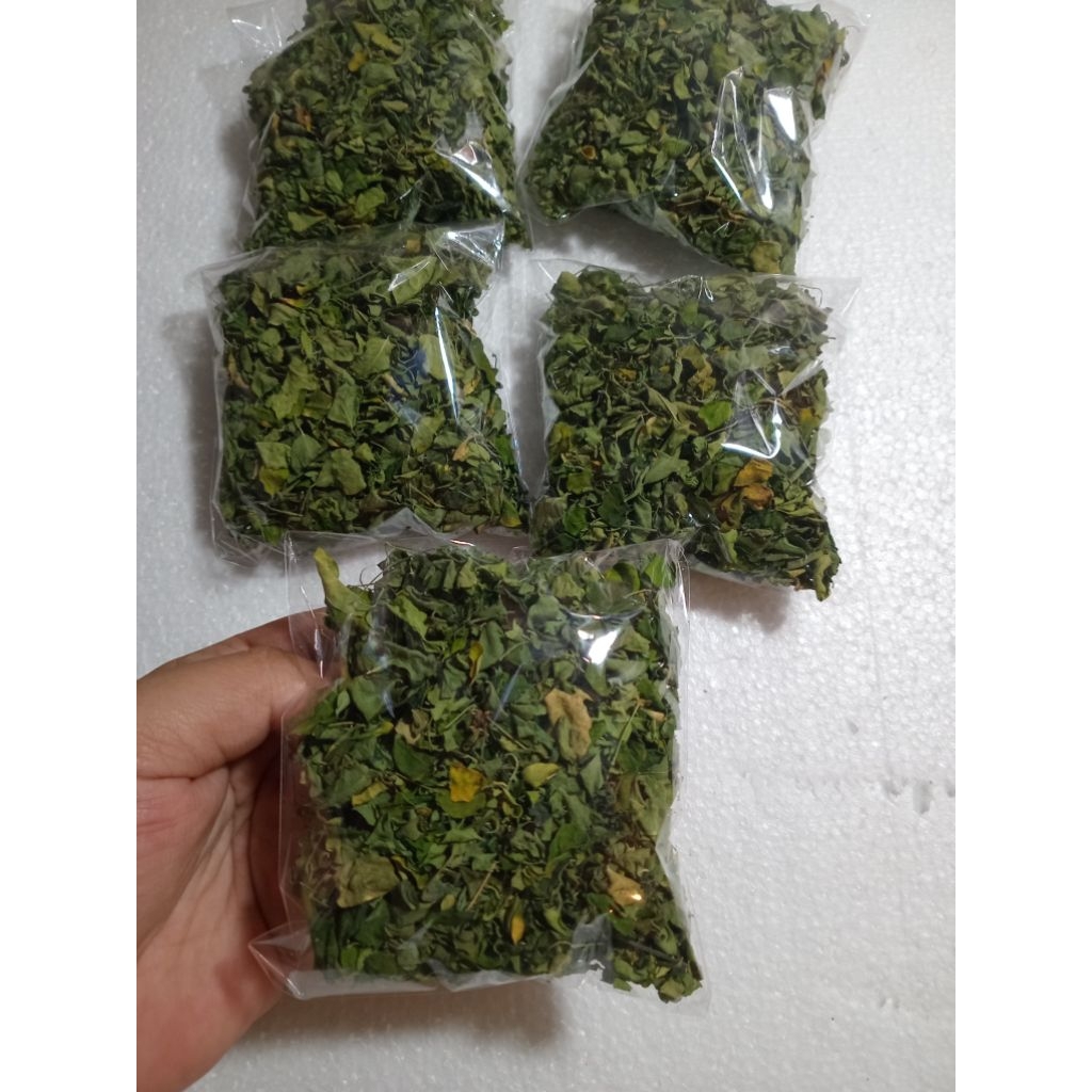 

Daun Kelor Kering murni tanpa bahan pengawet l daun kelor sayur l daun herbal l kesehatan l minuman herbal l premium
