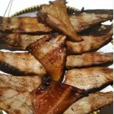 

IKAN PARI PANGGANG / IWAK PEE ASAP / ASAPAN IWAK PE BIJIAN 250GR 500GR