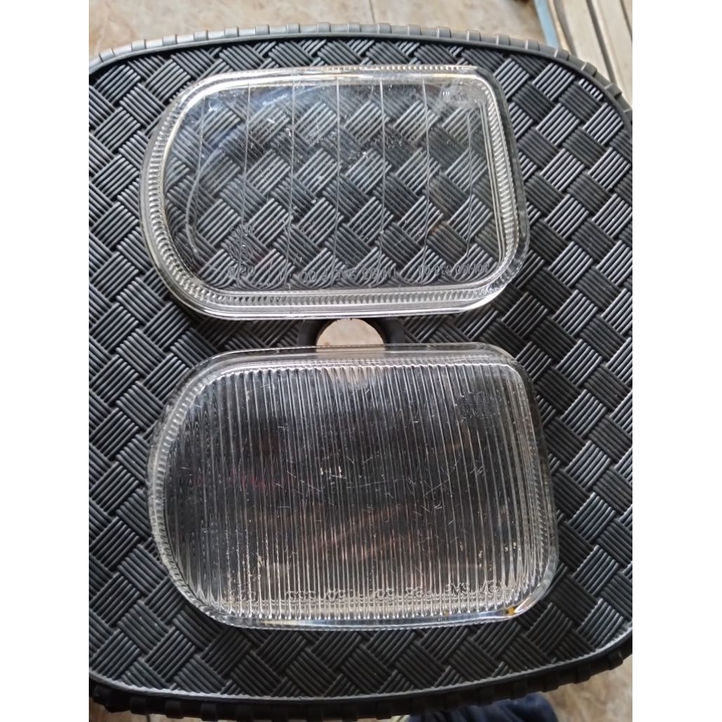 kaca foklem Hella mercy C-Class W 203 kanan original