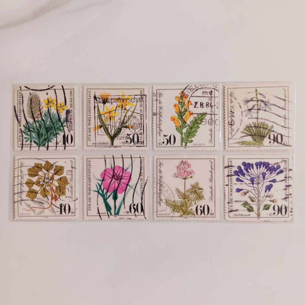 

(AG) Perangko Jerman, Republik Federal & Berlin 1980 & 1981 Welfare: Endangered Wild Flowers, Welfare: Endangered wild herbs, Humanitarian Relief Funds: Endangered Wild Flowers Set 8 pcs Used