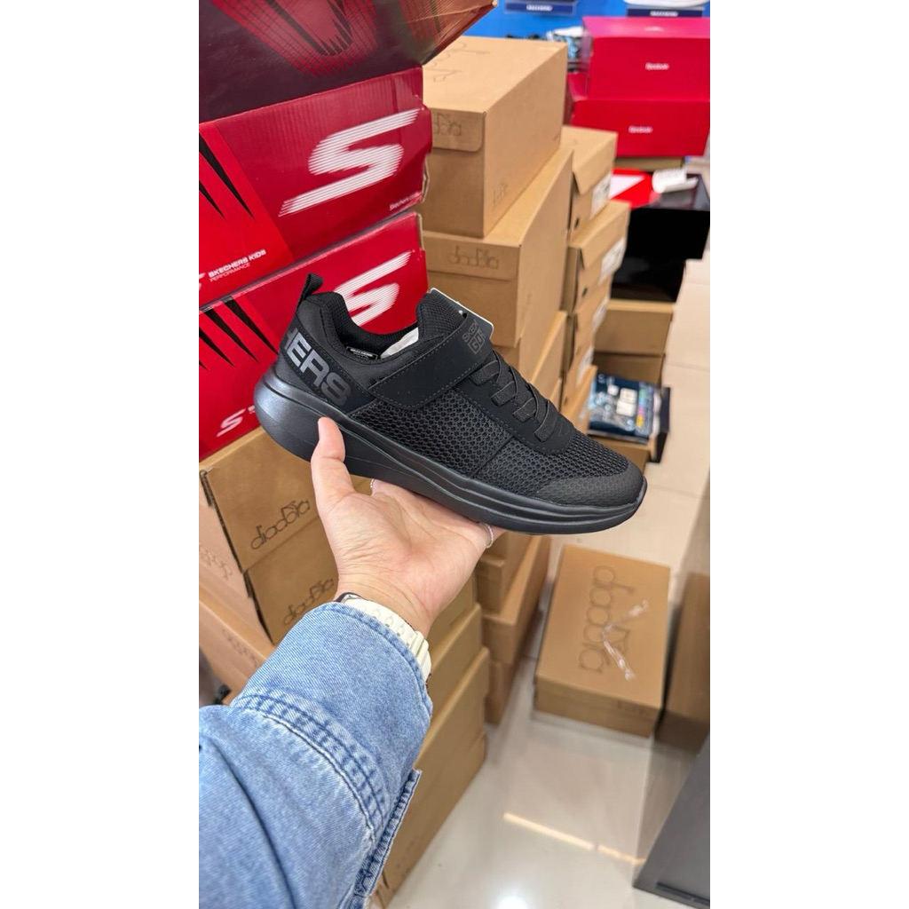 Sepatu Sekolah anak Full Black 97877L/BBK size 31-37