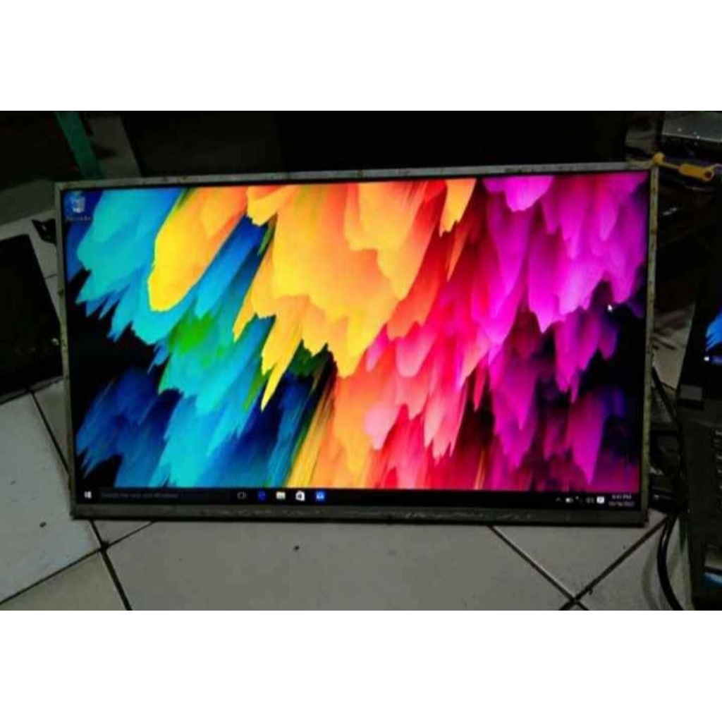 Led PC aio 24inc HP Pavilion  24R175D