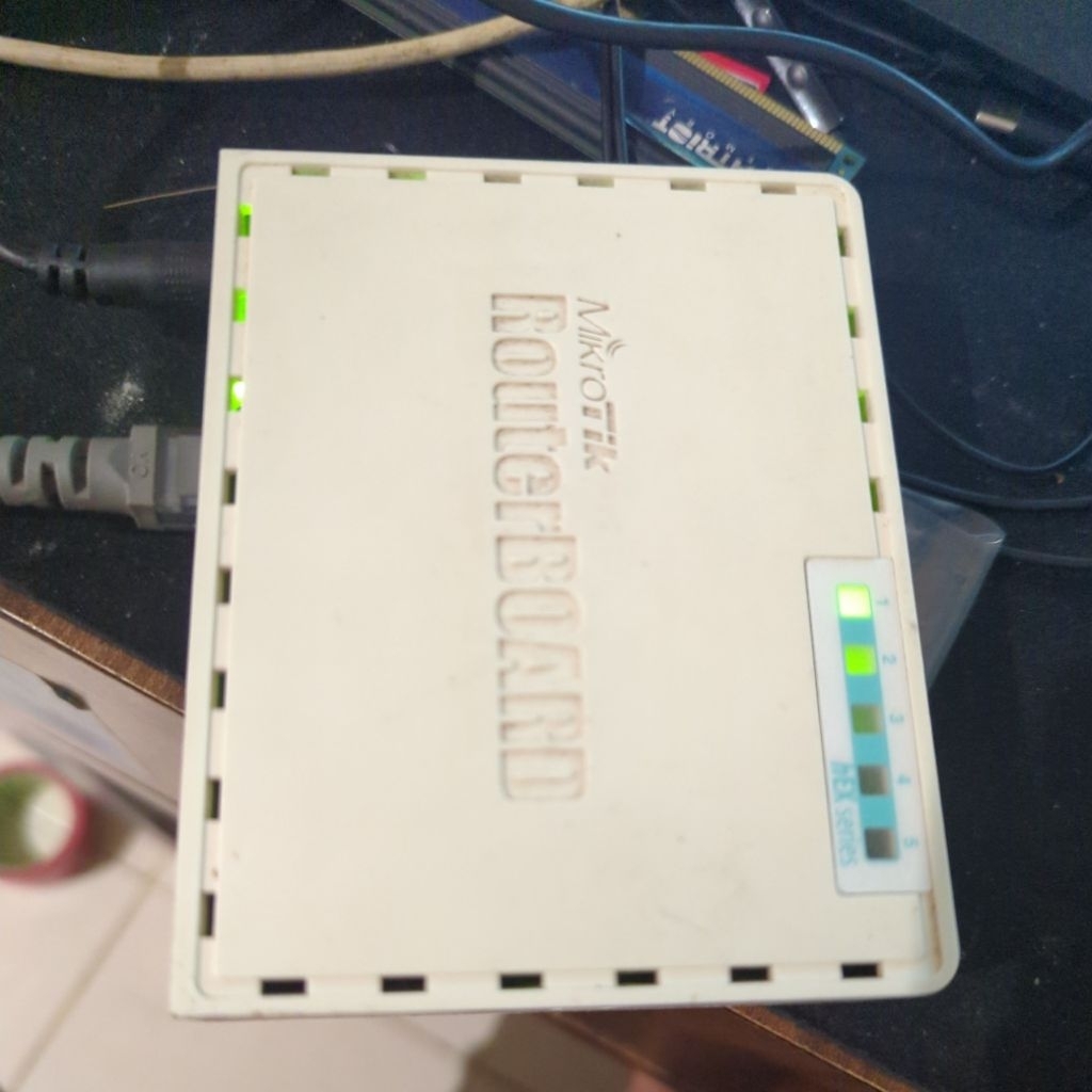 mikrotik hex lite rb750rb2