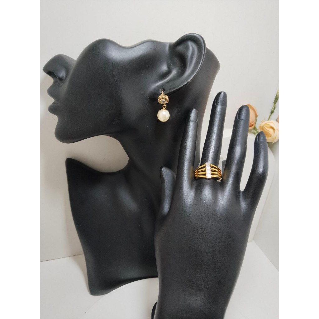Cincin Wanita Rangkai 4 Permata Lapis Emas 3gram Peerhiasan Fashion Untuk Acara Resmi Free Kotak