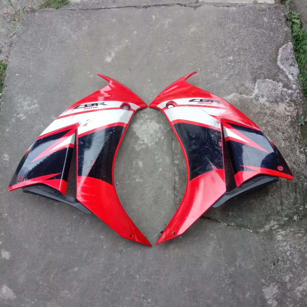Fairing Sayap Depan Cover Middle Sayap Samping Kanan Kiri Honda CBR 150 R K45A Lokal Mata Dua Non LE